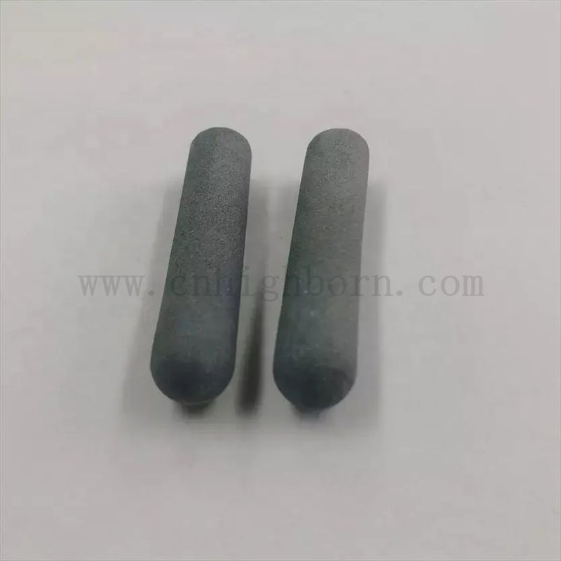 Tubo di assorbimento in carburo di silicio poroso grigio scuro personalizzato