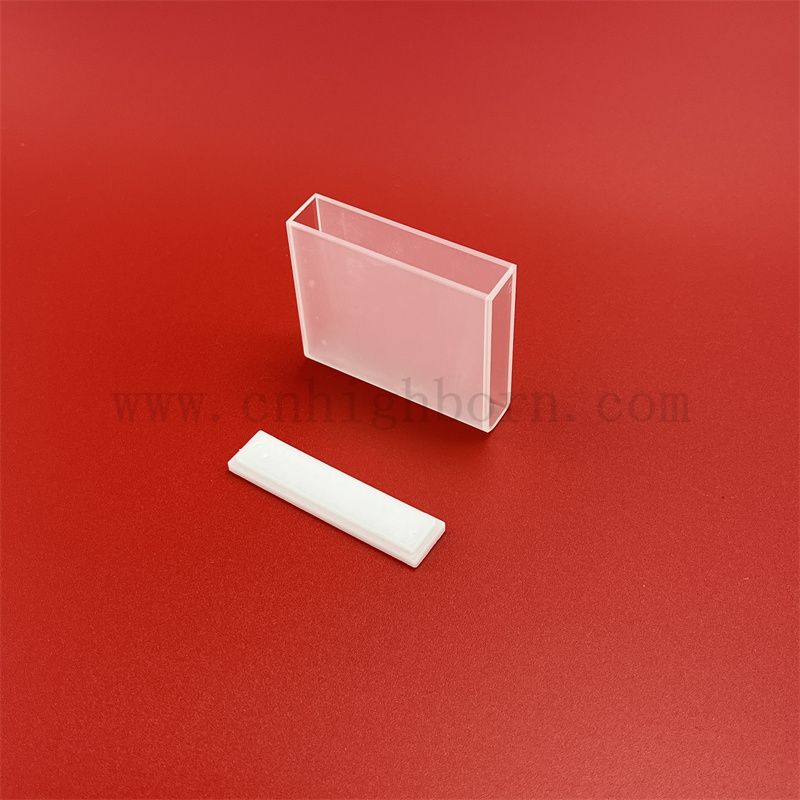 Pool di campione fluorescente di laboratorio Spettrofotometro a due canali Cuvetta 17,5 ml Q/G108 CELLO DI GLAN QUARTZO