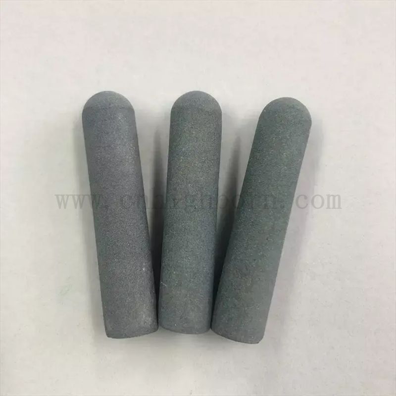 Tubo di assorbimento in carburo di silicio poroso grigio scuro personalizzato