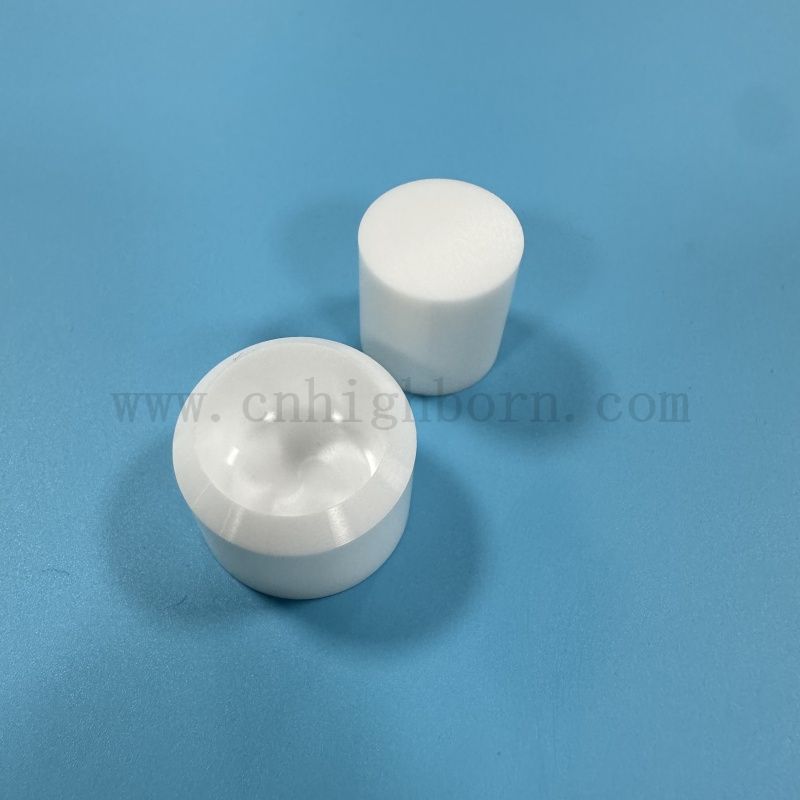 3 mol Ytttria stabilizzato Zro2 Zirconia crogiolo di fusione ceramica con una buona superficie lucidata