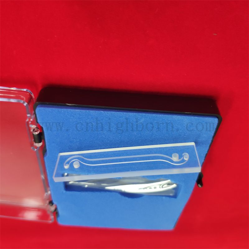 Cellula di flusso ottico in vetro ottico in quarzo da laboratorio per spettrofotometro