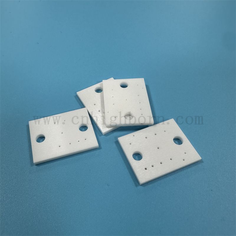 Isolatore zirconia Scheda irregolare Elevata superficie lucidatura zro2 piastra ceramica