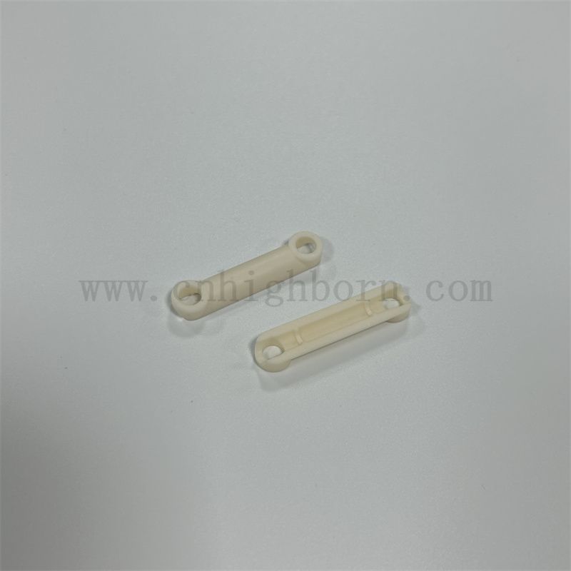 Resistente all'usura 95% 99% Machination AL2O3 Parte strutturale Allumina Ceramica Componenti