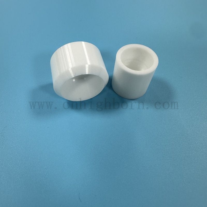 3 mol Ytttria stabilizzato Zro2 Zirconia crogiolo di fusione ceramica con una buona superficie lucidata