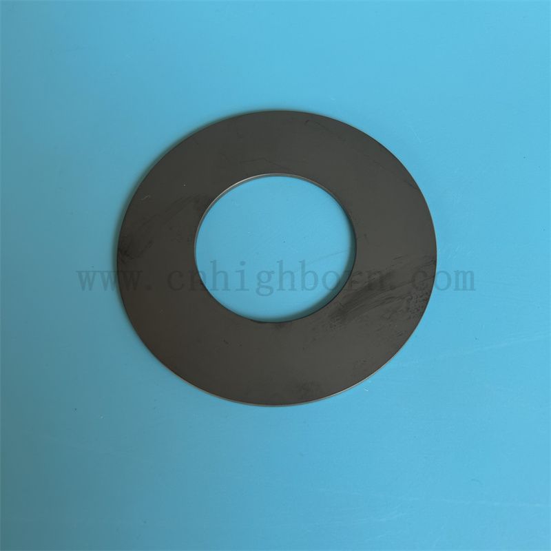 Anello in ceramica Sic con piastra in carburo di silicio nero isolante