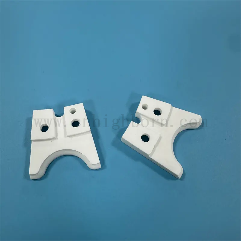 Blocco insulante per allumina ceramica al 29% 95% personalizzato