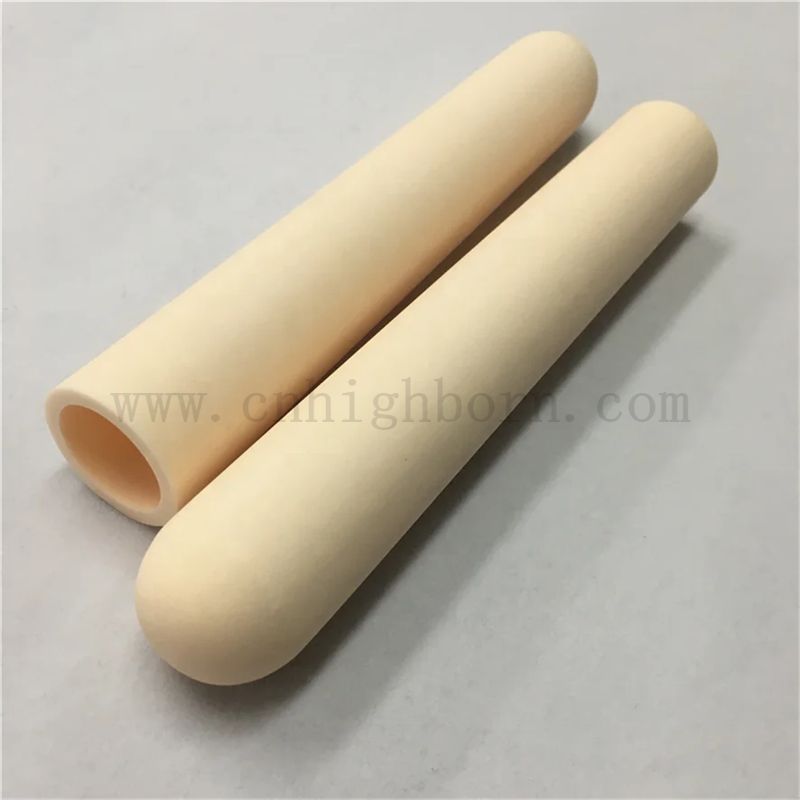 Tubo ceramico personalizzato in allumina Al2O3 resistente alle alte temperature Ceramica in ossido di alluminio Tubo chiuso a un'estremità