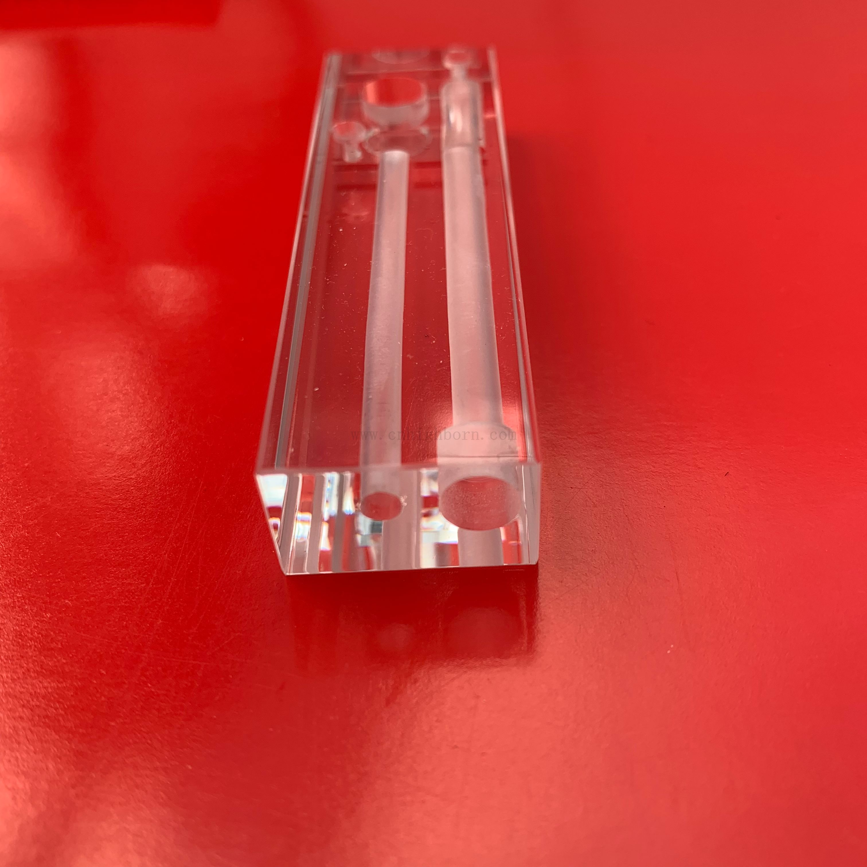 Micro reazione Labware Cuvette in vetro in quarzo trasparente attraverso il colorimetro