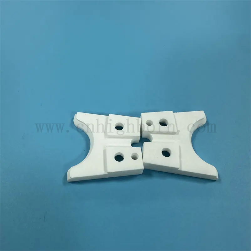Blocco insulante per allumina ceramica al 29% 95% personalizzato