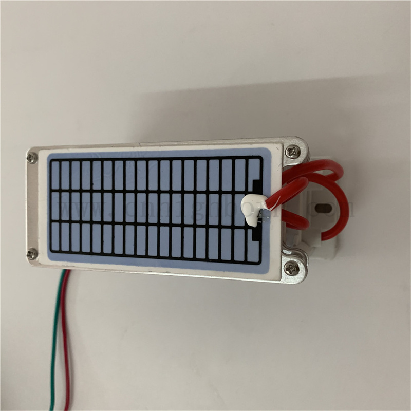 Modulo del generatore di ozono per purificazione dell'aria per auto portatile