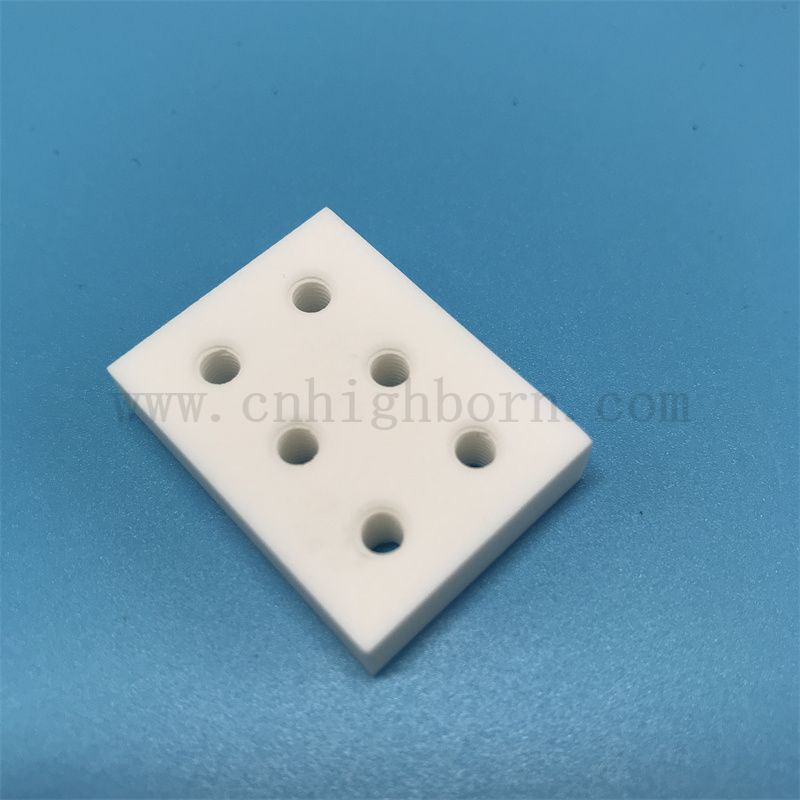 Scheda in ceramica in vetro macchina a bassa densità No Porosità Piastra macor con foro