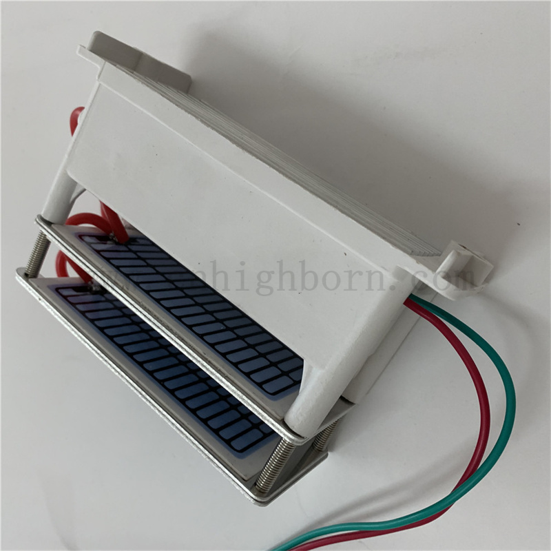 Modulo del generatore di ozono per purificazione dell'aria per auto portatile