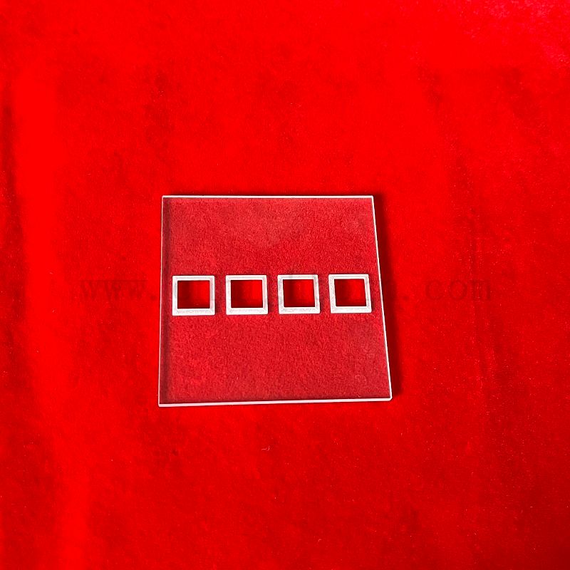 Scheda di vetro in quarzo lucido con multiboro per il turbinio dell'acqua di laboratorio