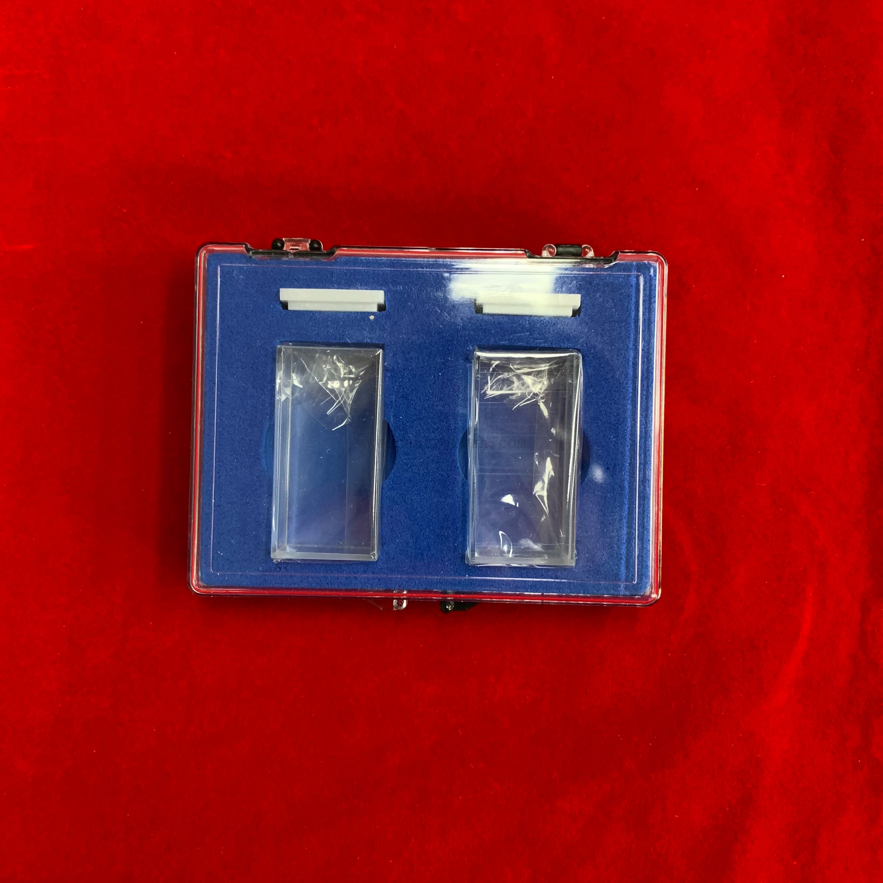 Spettrofotometro a cuvetta in vetro ottico chiaro da 7 ml di fluorometro standard di cuvetta in vetro da 7 ml con coperchio