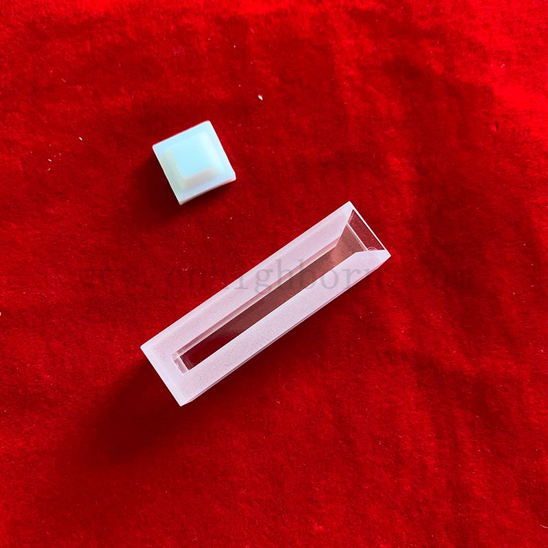 Spettrofotometri standard da 1,4 ml di cella semi-micro a fluorescenza al quarzo da 1,4 ml con pareti smerigliate e con coperchio