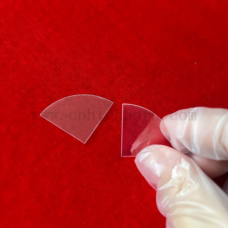 Finestra trasparente in silice fusa