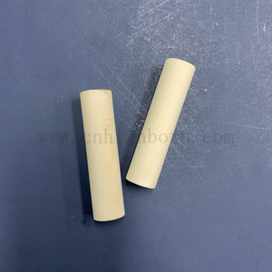 Tubo filtrante ceramico in allumina porosa ad alta porosità ambientale di fabbrica