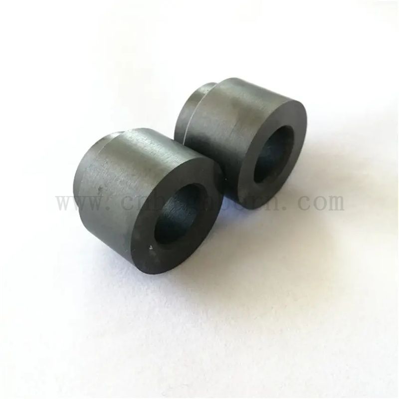 Ugello spray in carburo in carburo di resistenza all'usura tubo di spray b4c per sabbiatura di sabbia