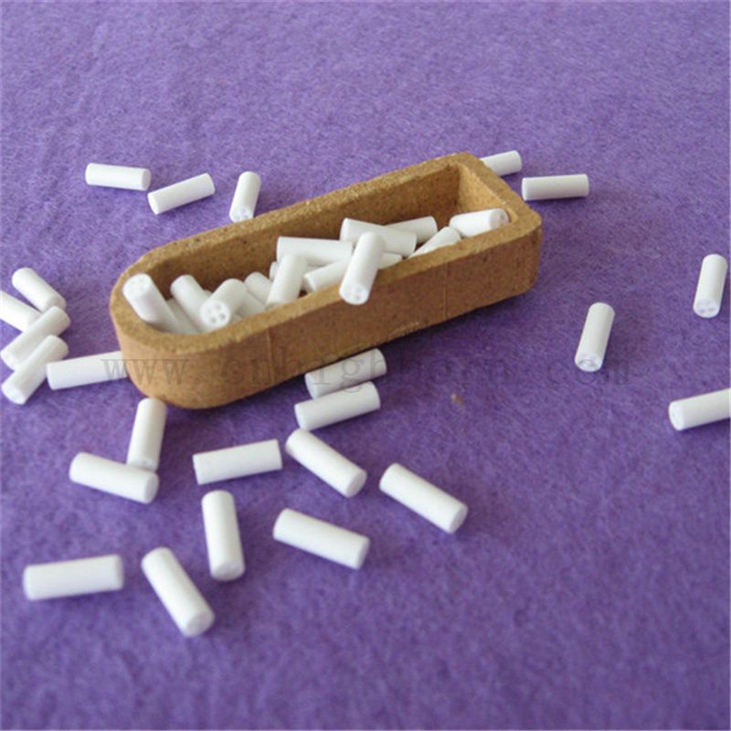 PUBILE CERAMICO AL2O3 personalizzato 95 Alumina a quattro fori