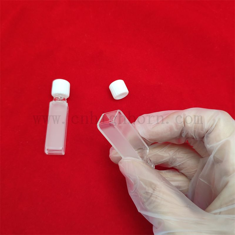 Cellula di vetro ottico trasparente standard 2sides a apertura quadrata trasparente in laboratorio in vetro cuvetta in vetro