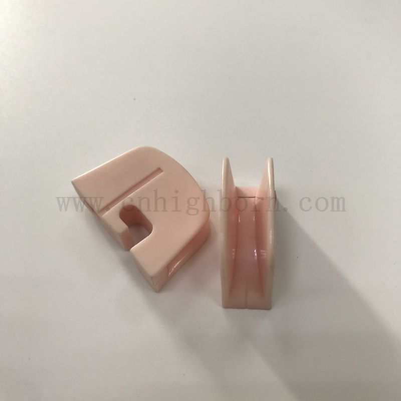 Punteggio di allumina personalizzato Parte 99 AL2O3 Blocco in ceramica tessile