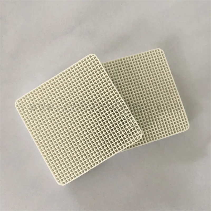 Piastra catalitica convertitore auto-motore Substrato di catalizzatore ceramico