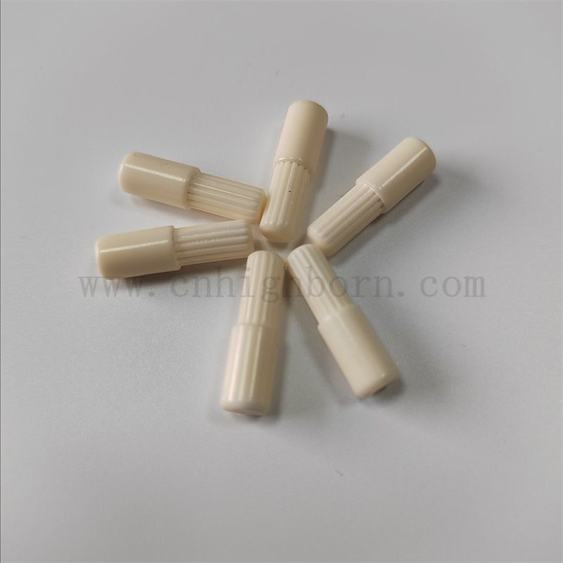 99,5% di aste di allumina elevata resistenza all'usura per utilizzo tessile Albone di isolamento in ceramica di allumina