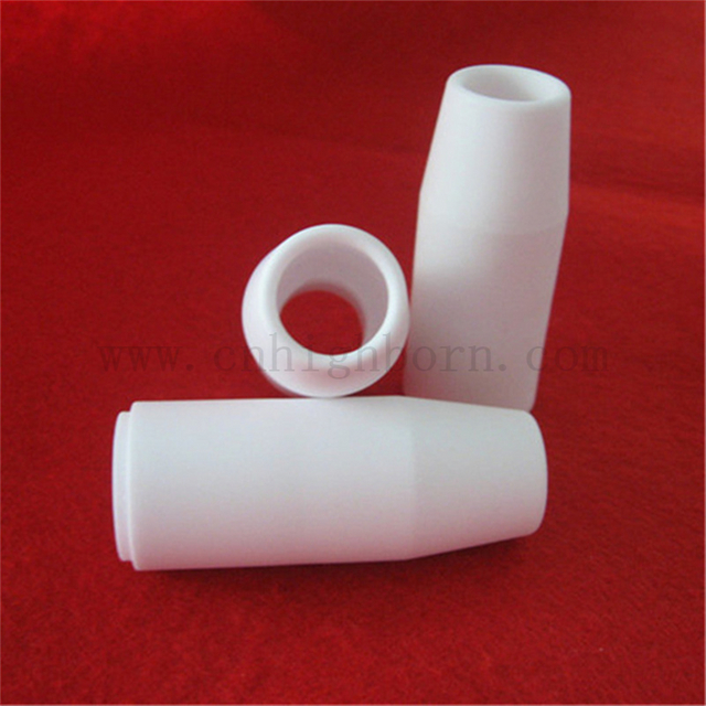 Ugello in allumina Tubo irregolare in ceramica Al2O3 con isolamento personalizzato