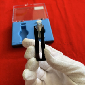 Micro cuvetta per celle al quarzo da 1 ml per vetreria da laboratorio con cuvetta in vetro al quarzo a parete nera con coperchio