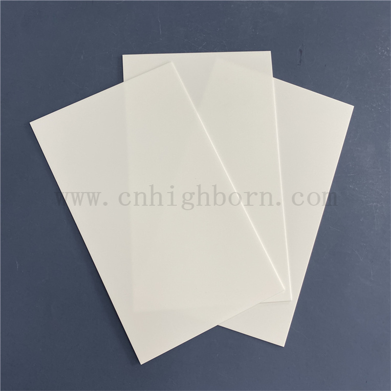 Piastra rettangolare di allumina da 0,89 mm personalizzata Substrato in ceramica AL2O3