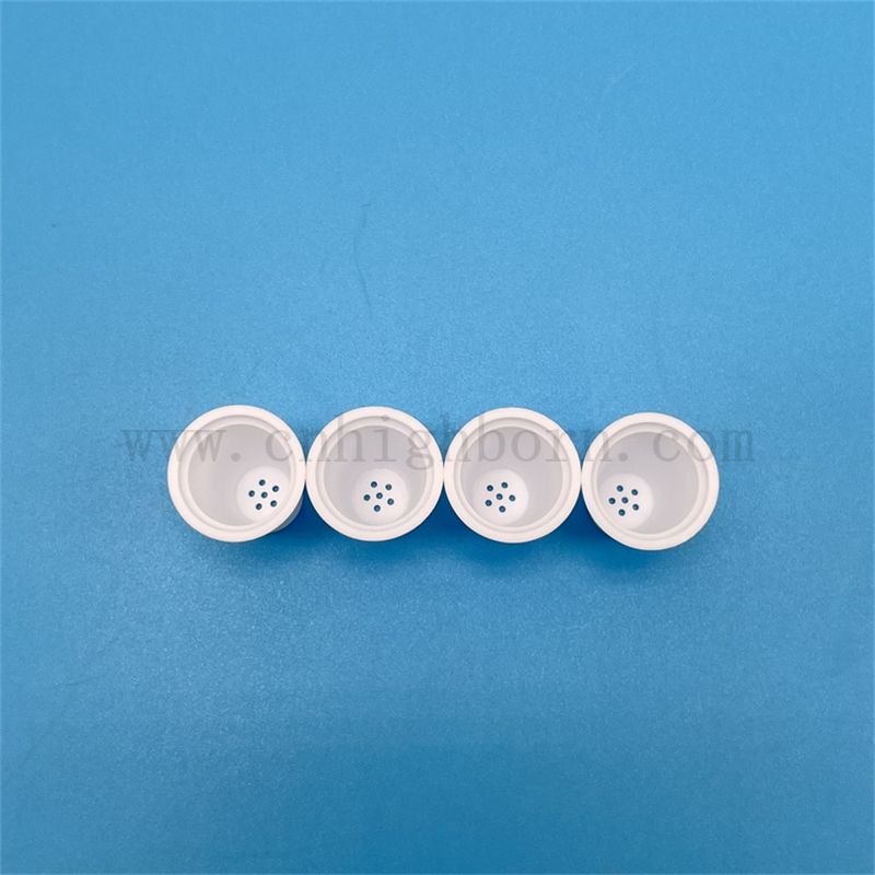 Allumina al 95% personalizzata al2o3 ceramica a secco a secco Crocibles con fori inferiori