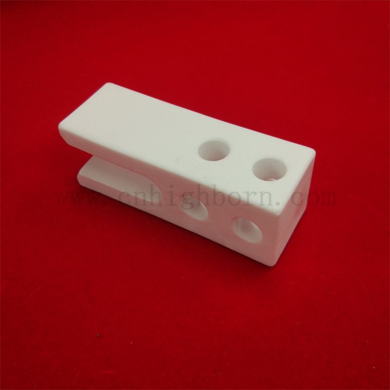 Resistenza all'usura al 95% AL2O3 Allumina Ceramic Part