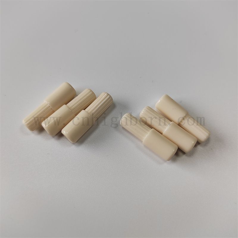 99,5% di aste di allumina elevata resistenza all'usura per utilizzo tessile Albone di isolamento in ceramica di allumina