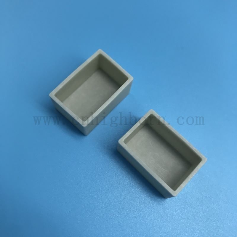 Inserto per crogiolo cilindrico in nitruro di alluminio ad alta conduttività termica/tazza/pentola in ceramica AlN per fusione 
