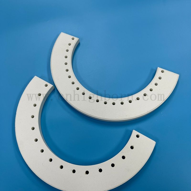 Parte irregolare ceramica isolante del pannello ceramico di mullite di corindone refrattario per forno