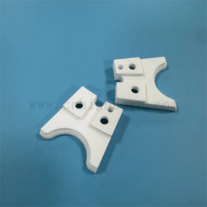 Blocco insulante per allumina ceramica al 29% 95% personalizzato
