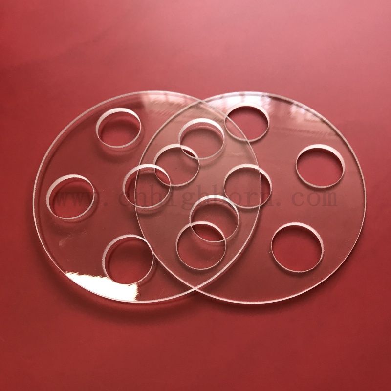 Disco di quarzo in vetro a silice trasparente perforato laser personalizzato con fori