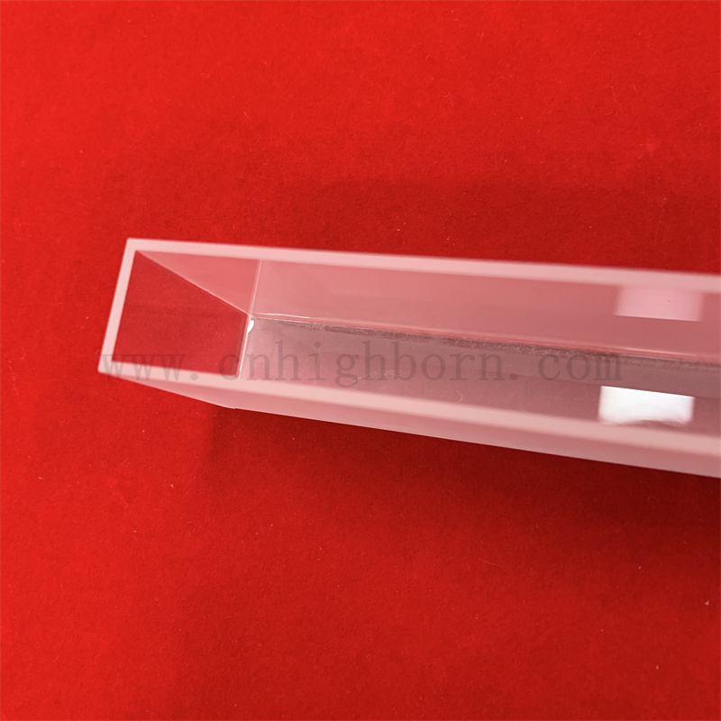 Gli utensili da laboratorio sono cella di fluorometro con coperchio Lovibond grande volume di vetro in quarzo Cella di cuvetta colorimetro