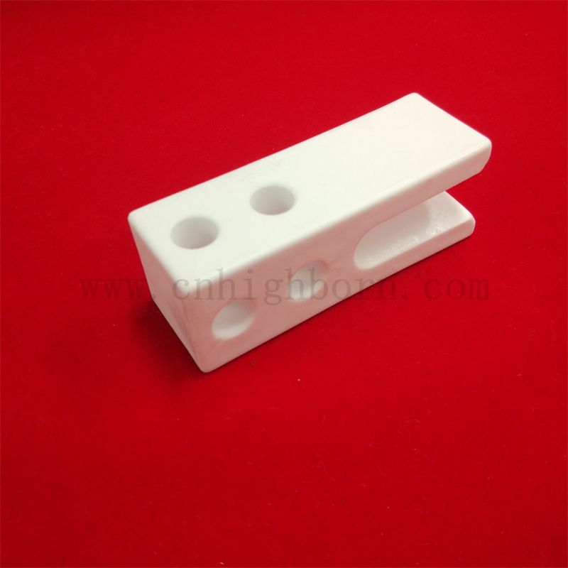 Resistenza all'usura al 95% AL2O3 Allumina Ceramic Part