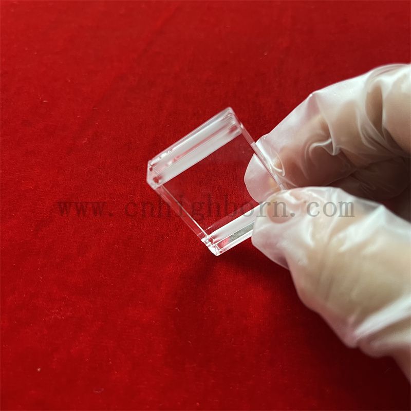 lamiera di quarzo forata al laser