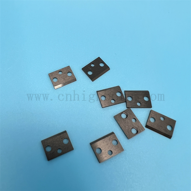 Piatto in ceramica zirconia nera ad alta durezza con buchi fogli ceramica zro2