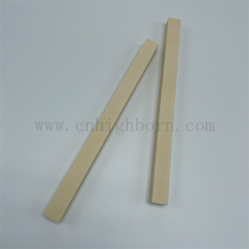 Stick AL2O3 personalizzato al 99% di allumina in ceramica
