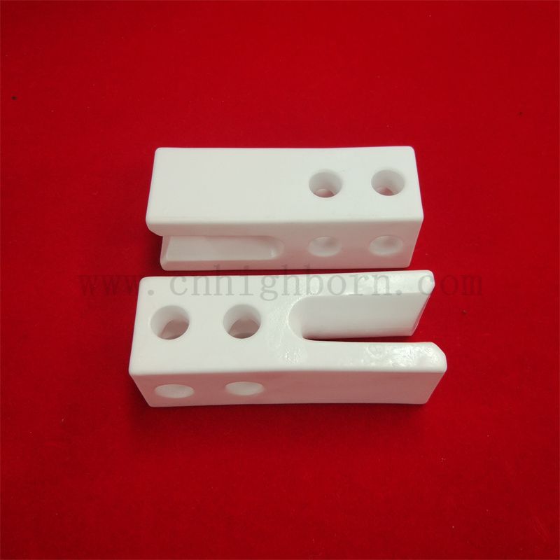Resistenza all'usura al 95% AL2O3 Allumina Ceramic Part
