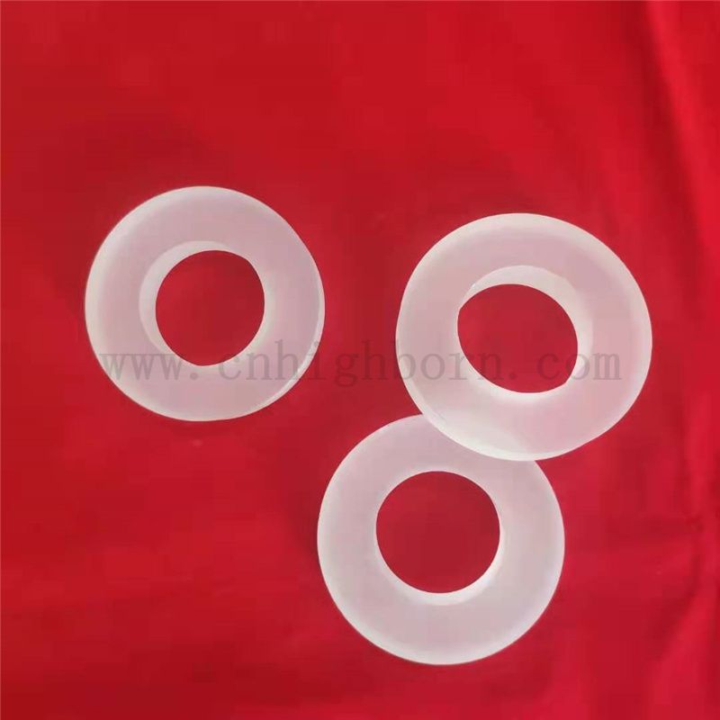 Taglio della flangia in vetro al quarzo