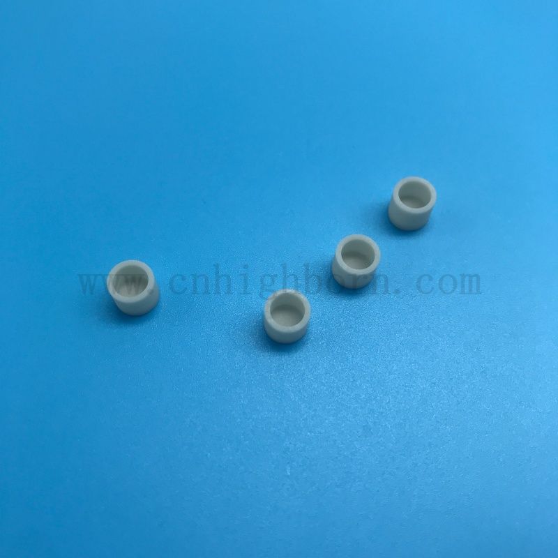 Crogiolo ceramico in nitruro di alluminio (AlN) ad elevata purezza per laboratori e applicazioni industriali