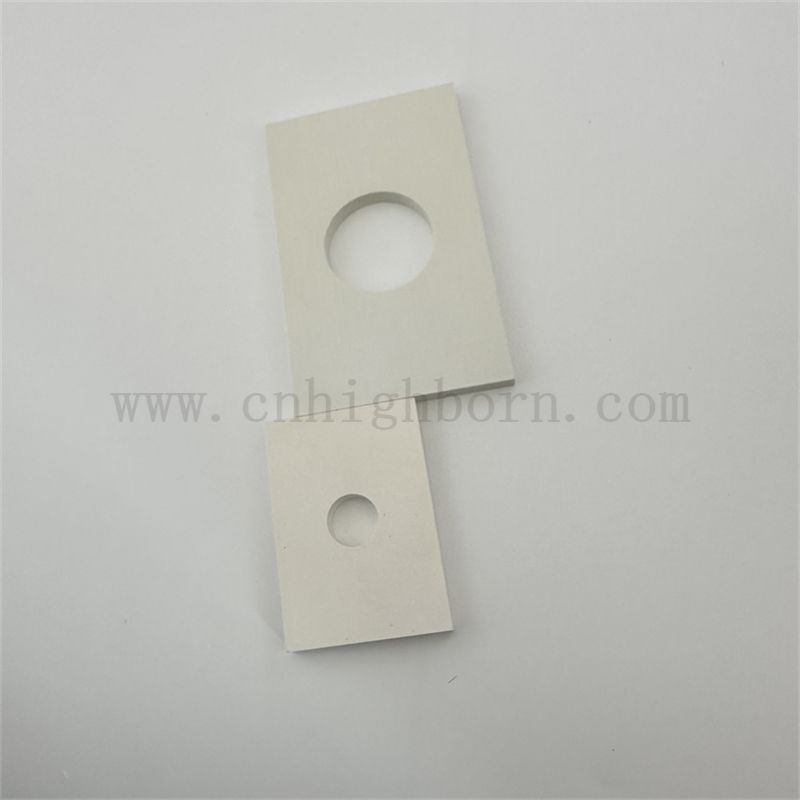 Piatto di nitruro di boro 99% con foro personalizzato BN Ceramic Irregular Board