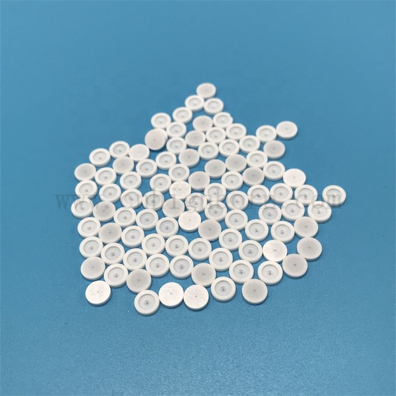 Isolatore zirconia bianca parte irregolare parte yttio stabilizzato zro2 nebbia ceramica ugello di nebbia
