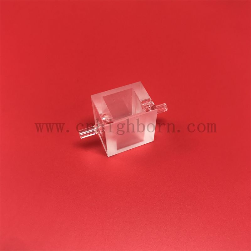 Cella a flusso per analizzatore biochimico