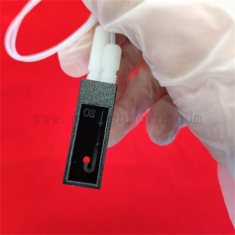 Q624 Cuvetta di vetro micro quarzo standard percorso da 10 mm Lunghezza nera Evita la luce di auto -mascheramento della cella di throwhrool continua 