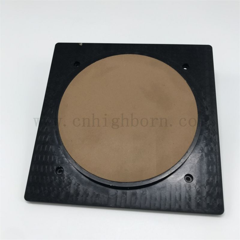 Disco ceramico personalizzabile Distribuito uniformemente Apertura rotonda rotonda Al2O3 Chuck / Componenti 